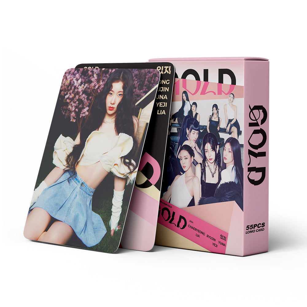 Itzy 'Gold' 55-Piece Photocard Collector's Set