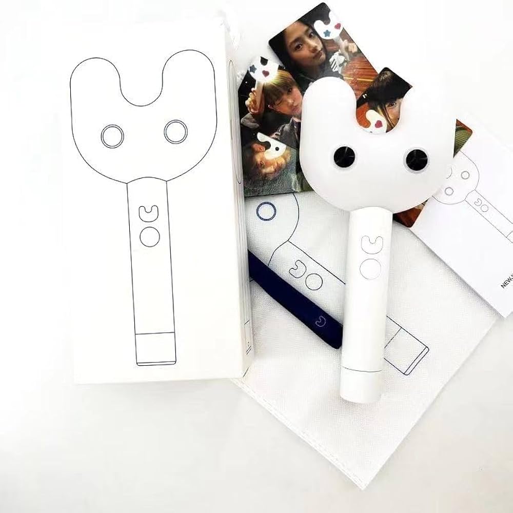 NewJeans Official Light Stick